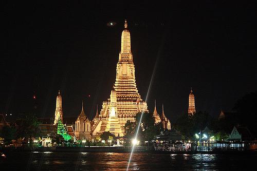 Thailand ( pre mraku ).jpg.JPG - Thailand - Wat-Arun-Wararam - ( pre akcije )
